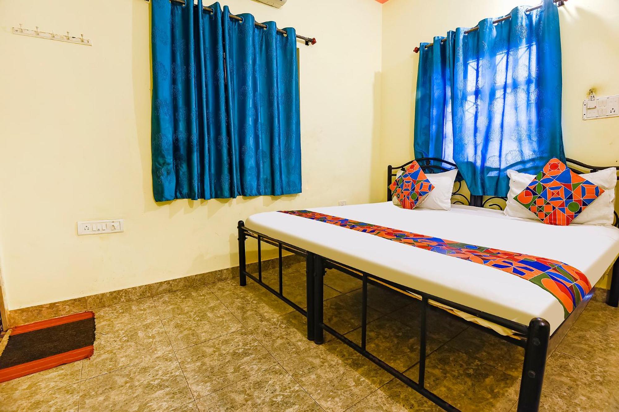 Fabhotel Joaquim Beachside Resort - Nr Tito'S Lane, Baga Beach Экстерьер фото