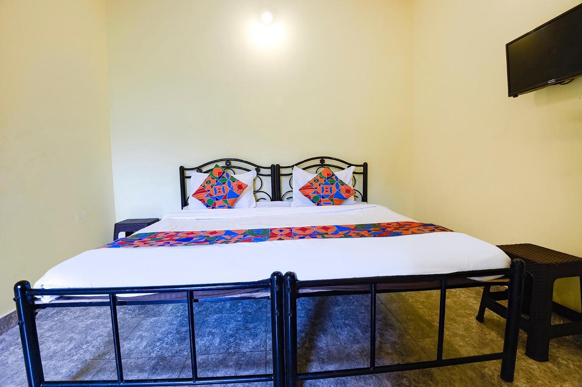 Fabhotel Joaquim Beachside Resort - Nr Tito'S Lane, Baga Beach Экстерьер фото
